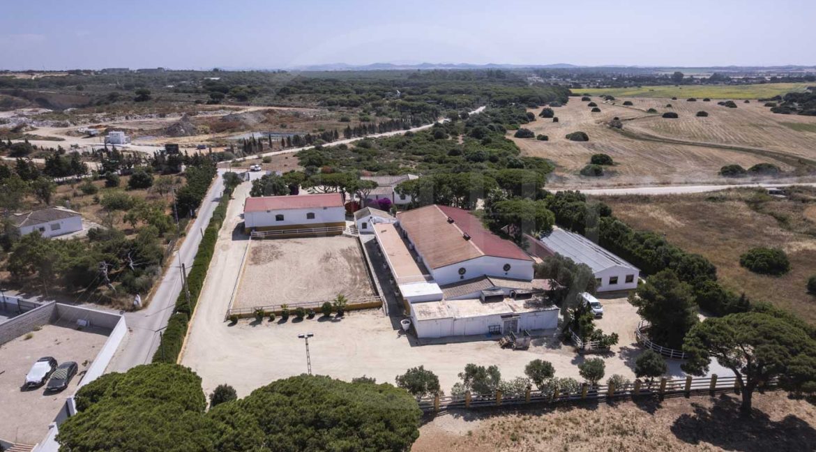 FINCA CHICLANA-9
