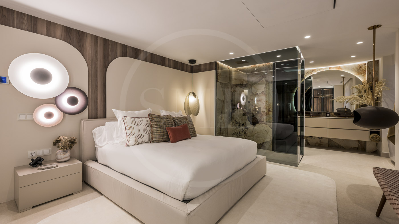 LosMonterosPalmBeach-28